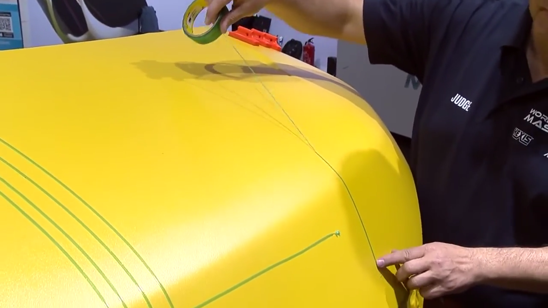Ole Solkin, the founder and CEO Of Suntint offers a training workshop at FESPA Global Print Expo 2017. Ole demonstrates how to effectively wrap the hood of a car and how to minimise using extra material without stretching the film. For more information on FESPA World Wrap Masters