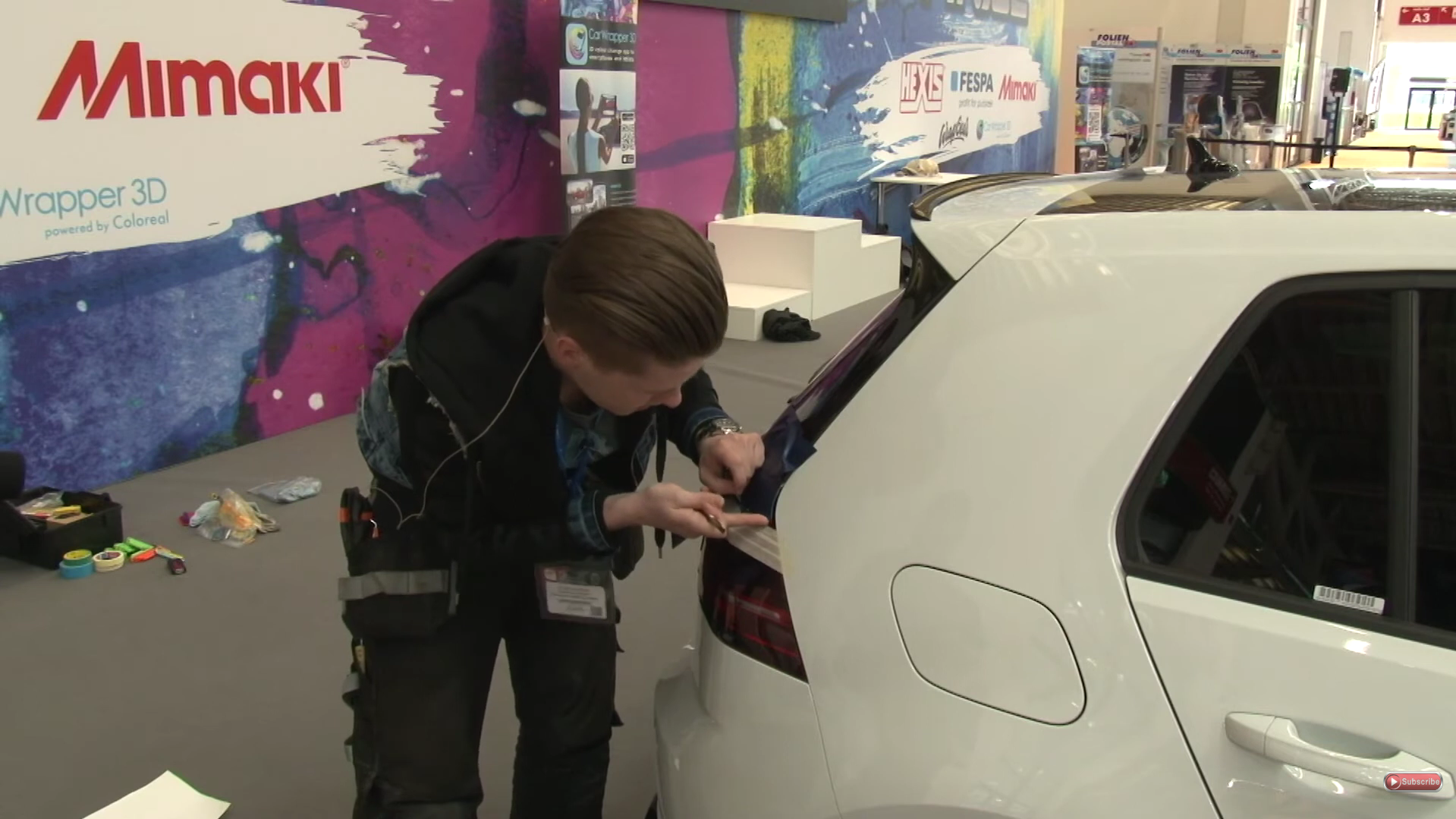 Mats Hansen shares his preferred technique on how to wrap the corners on the rear edge of a car.