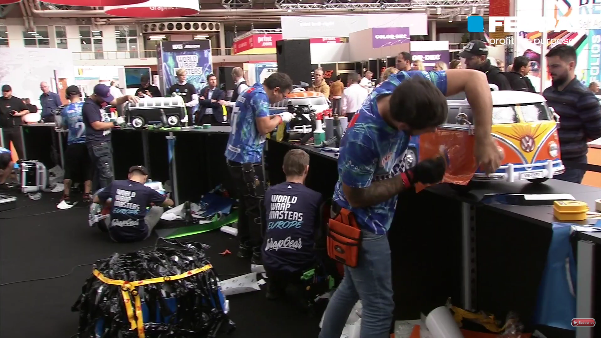 Watch the highlights from day 3 of World Wrap Masters Europe 2021 which featured Round 4 (creative round) and Semi-finals of the competition, as well as judges' demos. Taken place on 14th October at the FESPA Global Print Expo 2021 at the RAI Exhibition Center in Amsterdam.